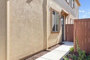 6169 Oberlander Dr in Roseville, CA - Building Photo