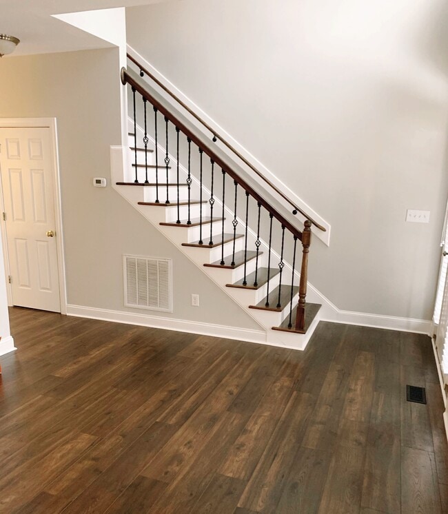 2412 Horizon Hike Ct in Raleigh, NC - Building Photo - Building Photo