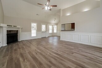 7578 Woodshire Dr in Horn Lake, MS - Building Photo - Building Photo