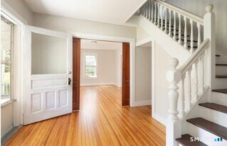 33 Granite Ave in Canaan, CT - Building Photo