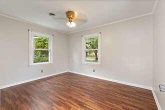 1206 Campbell St in Joliet, IL - Building Photo - Building Photo