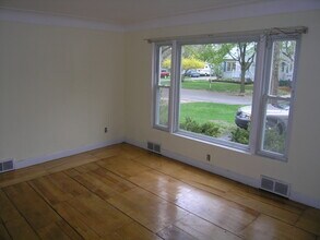 1343 Rosewood St, Unit 1 in Ann Arbor, MI - Building Photo - Building Photo