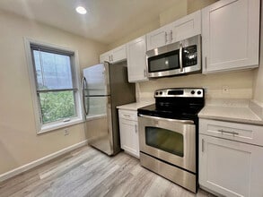 67 Lake St in White Plains, NY - Building Photo - Building Photo