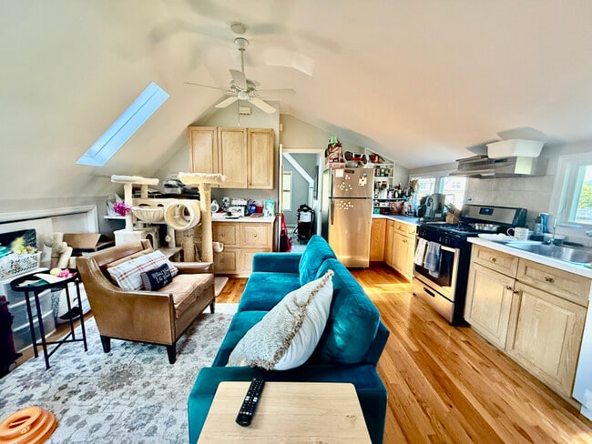 2 High Hill Farm Pl in Thornwood, NY - Building Photo - Building Photo