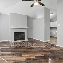 1009 W Hills Terrace in Fort Worth, TX - Building Photo - Building Photo