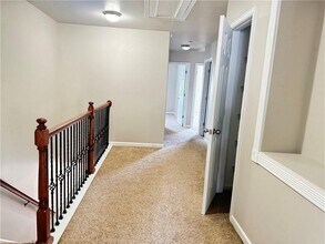 5025 Sherwood Way in Cumming, GA - Building Photo - Building Photo