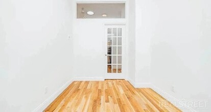 Wyckoff Avenue, Unit 2R in Brooklyn, NY - Building Photo - Building Photo