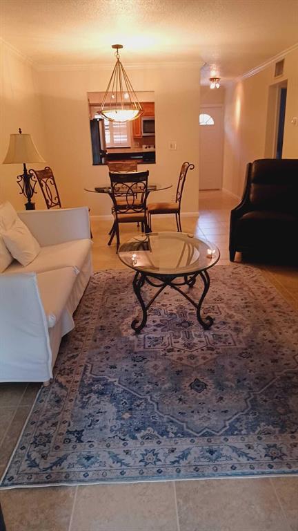 330 SE 19th Ave, Unit E in Deerfield Beach, FL - Building Photo - Building Photo