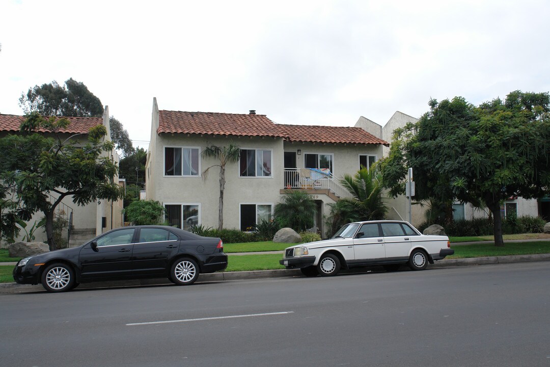 1949 Grand Ave in San Diego, CA - Building Photo