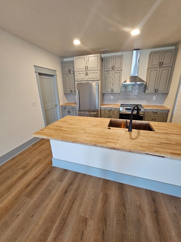 property at 8510 Coppock Rd