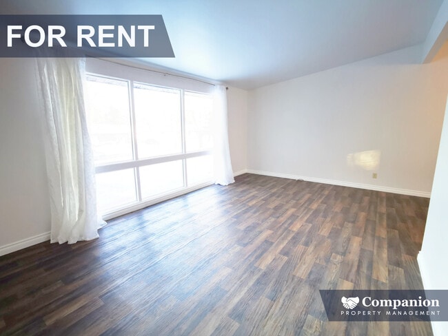 property at 545-520 20 St W