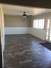 1630 Ionian St in San Diego, CA - Building Photo - Building Photo