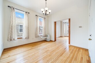 1848 W Wabansia Ave in Chicago, IL - Building Photo - Building Photo