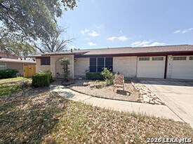 4230 Havenview Dr in San Antonio, TX - Building Photo