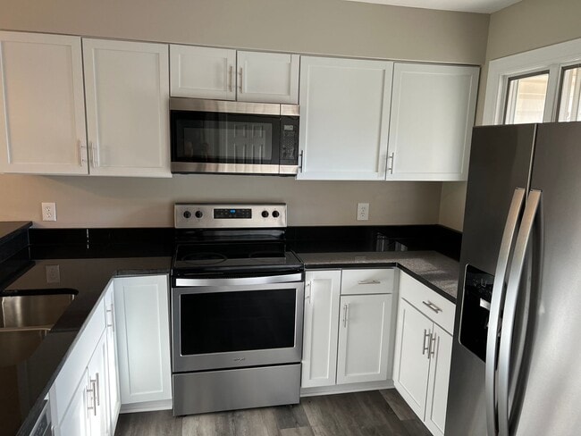 property at 2814 Sand Run Pky