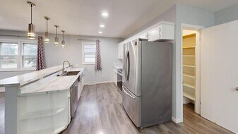 905 Lincoln Ave in Bismarck, ND - Building Photo