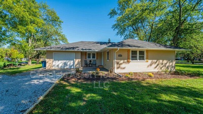 property at 9917 Kennedy Ave