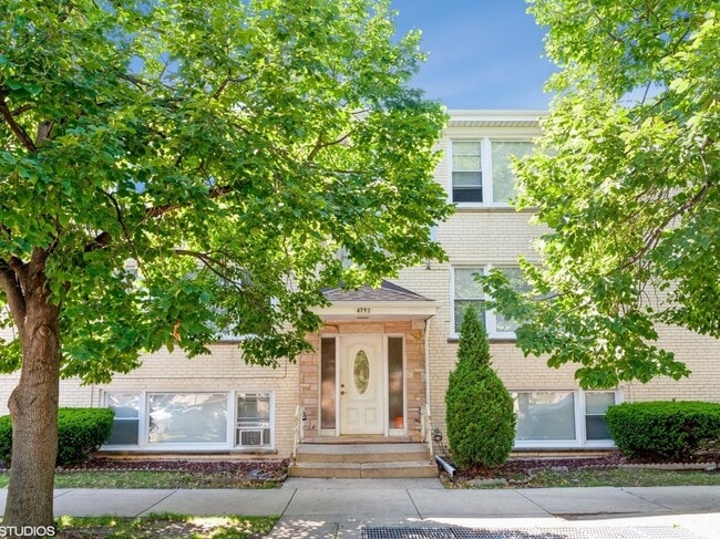 property at 4752 N Menard Ave