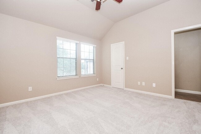 property at 5207 Belvedere Dr