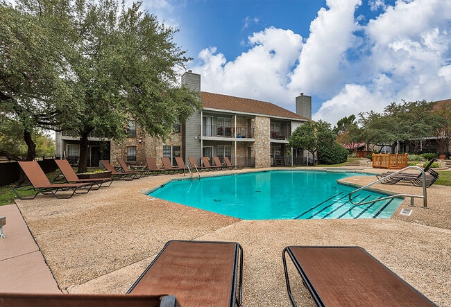 The Broadwater at Salado Creek