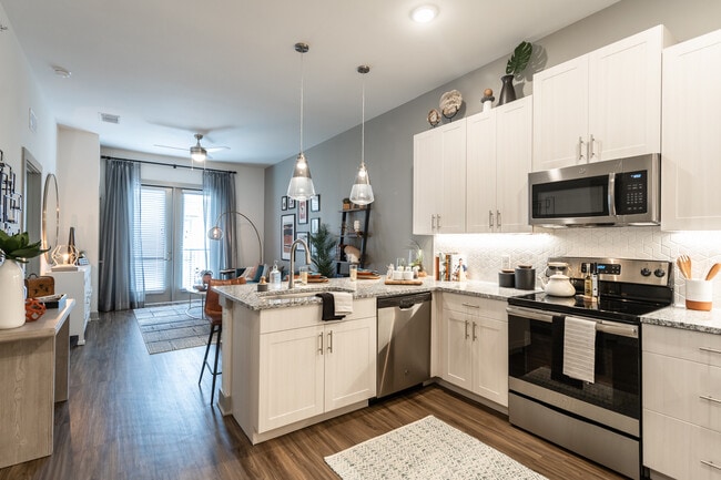 Griffis Frisco in Frisco, TX - Building Photo - Interior Photo