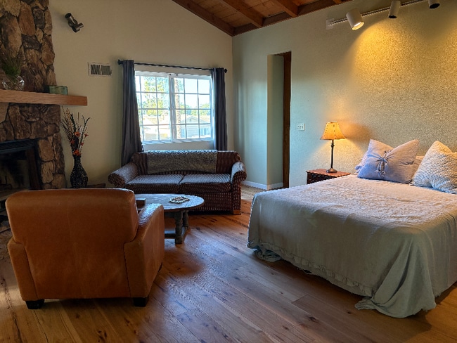 4061 Taos Dr in San Diego, CA - Building Photo - Building Photo