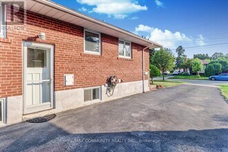 40 Aspendale Dr in Toronto, ON - Building Photo - Building Photo
