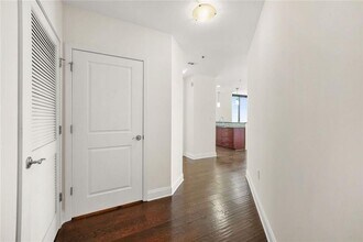 270 17th St NW in Atlanta, GA - Building Photo - Building Photo