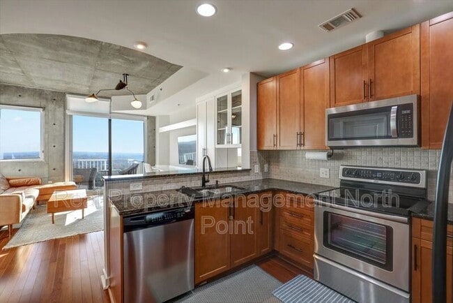 property at 855 Peachtree St NE