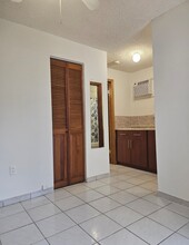 14528 SW 107th Ter, Unit Efficiency in Miami, FL - Building Photo - Building Photo