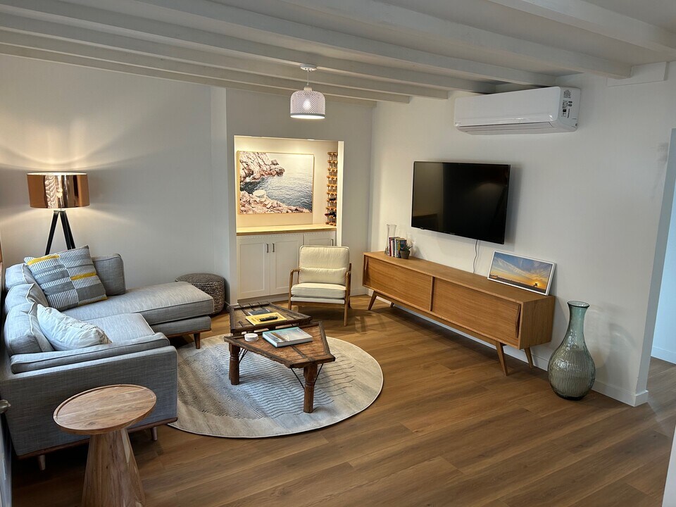 1534 2nd St, Unit 1534 2nd St in Manhattan Beach, CA - Building Photo