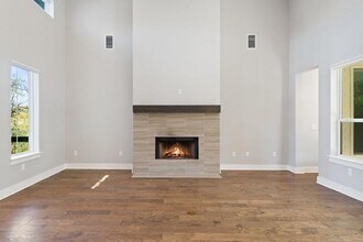 3018 Sunridge Dr in Austin, TX - Foto de edificio - Building Photo