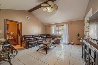 4616 Luella Ave in Deer Park, TX - Building Photo - Building Photo