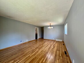 1910 Eaton St in Lakewood, CO - Building Photo - Building Photo