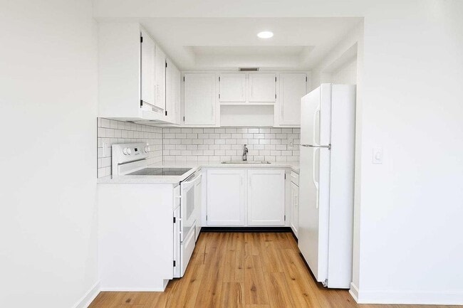 property at 227 Castlewood Dr