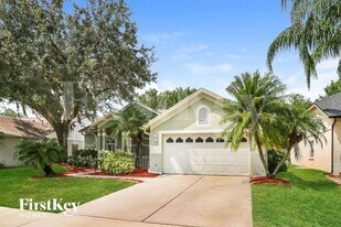 28635 Fairweather Dr in Zephyrhills, FL - Building Photo