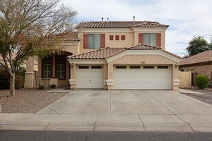 4871 S Cobblestone St in Gilbert, AZ - Building Photo
