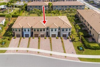 4828 Chantilly Rd in Wellington, FL - Building Photo - Building Photo