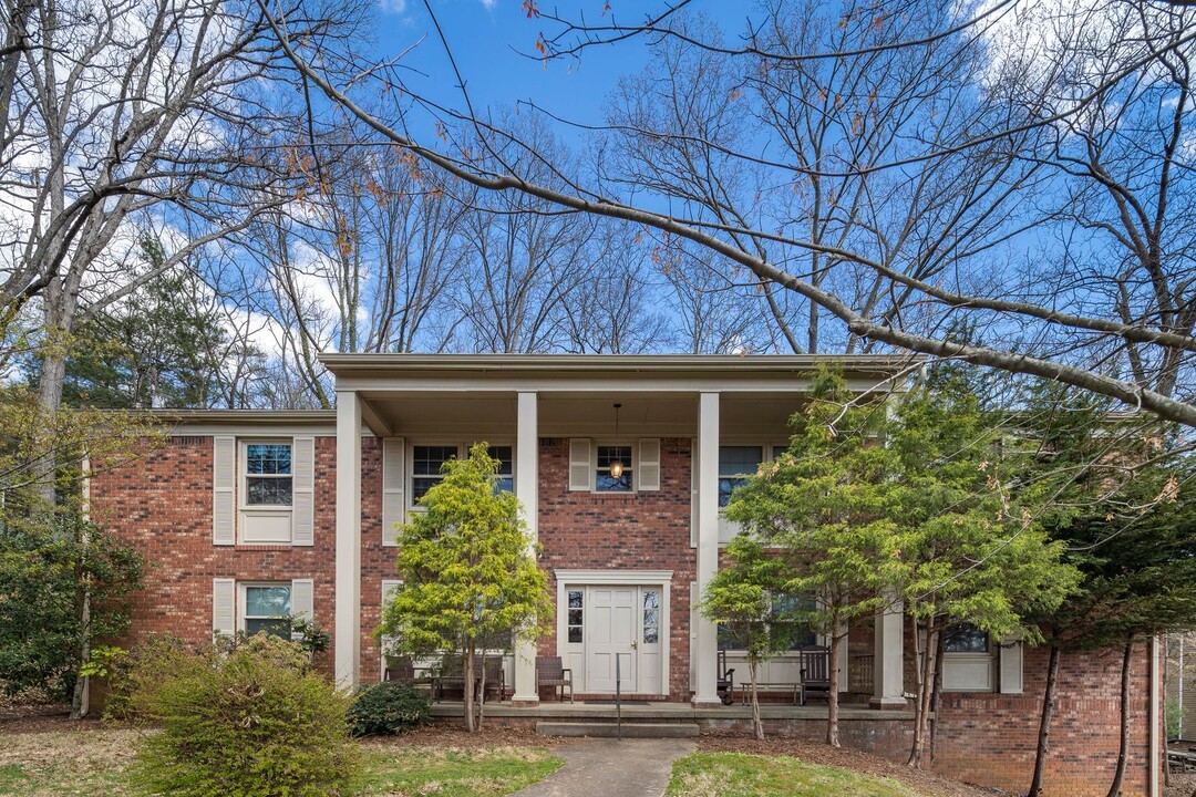 15 Wildwood Ave in Asheville, NC - Building Photo