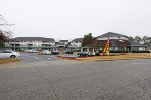 Asher Point in Montgomery, AL - Building Photo