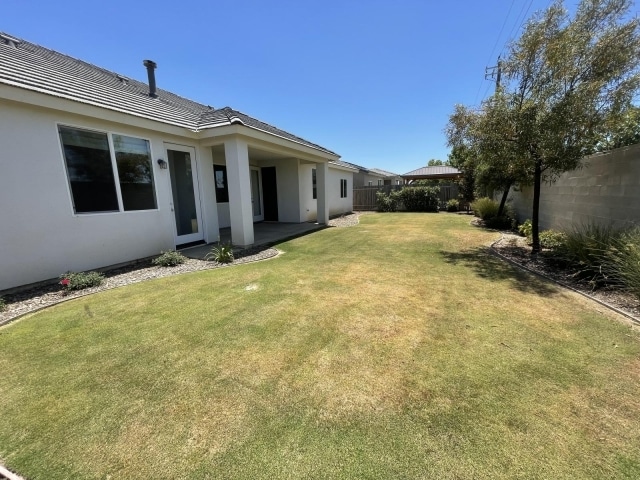 6809 Creek Bend Dr in Bakersfield, CA - Building Photo - Building Photo