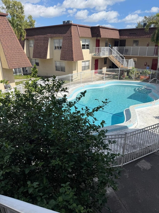 property at 4524 SW 54th St