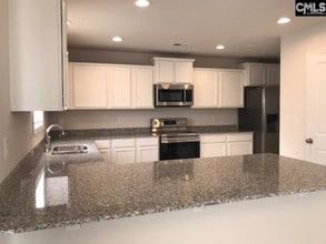 682 Cheehaw Ave in West Columbia, SC - Building Photo - Building Photo