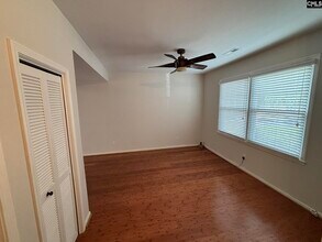 2546 Lee St in Columbia, SC - Foto de edificio - Building Photo