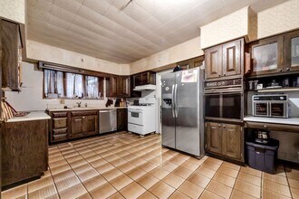 817 Ashbourne Rd in Cheltenham, PA - Building Photo - Building Photo