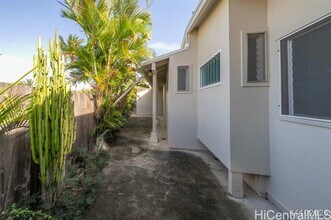 641 Paopua Lp in Kailua, HI - Building Photo - Building Photo