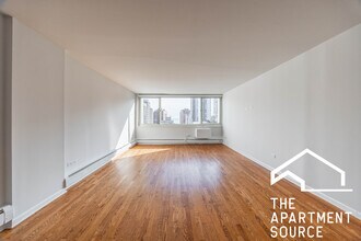 1344 N Dearborn St in Chicago, IL - Building Photo - Building Photo