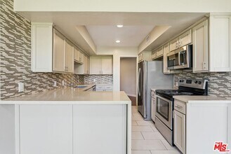 1230 Princeton St in Santa Monica, CA - Building Photo - Building Photo