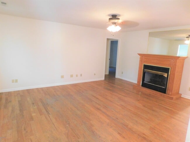 139 Hewitt Rd in Richlands, NC - Building Photo - Building Photo