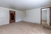 23081 Springbrook Dr photo'